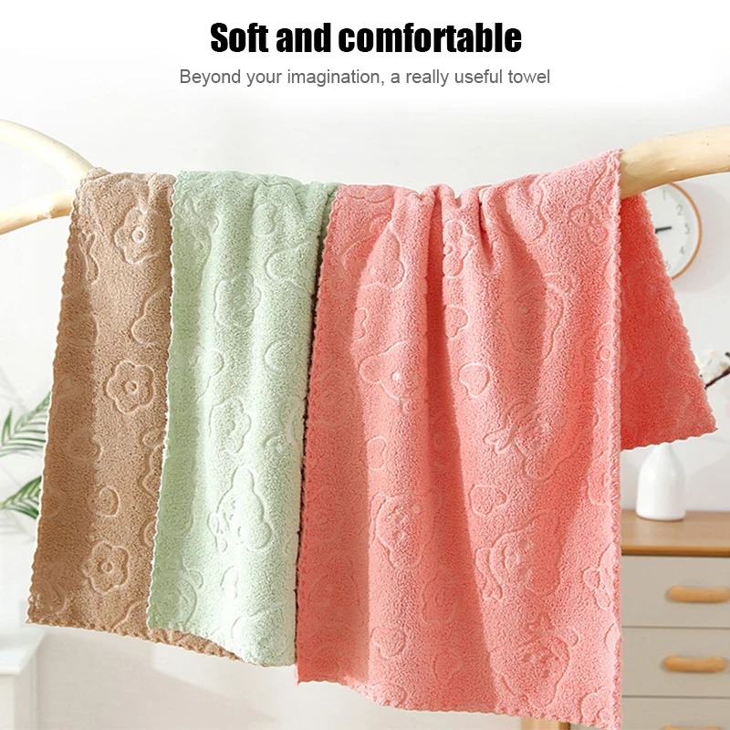 Set di 5 Asciugamani da Bagno  - Zara Home Bathroom Accessories recensione e prezzo